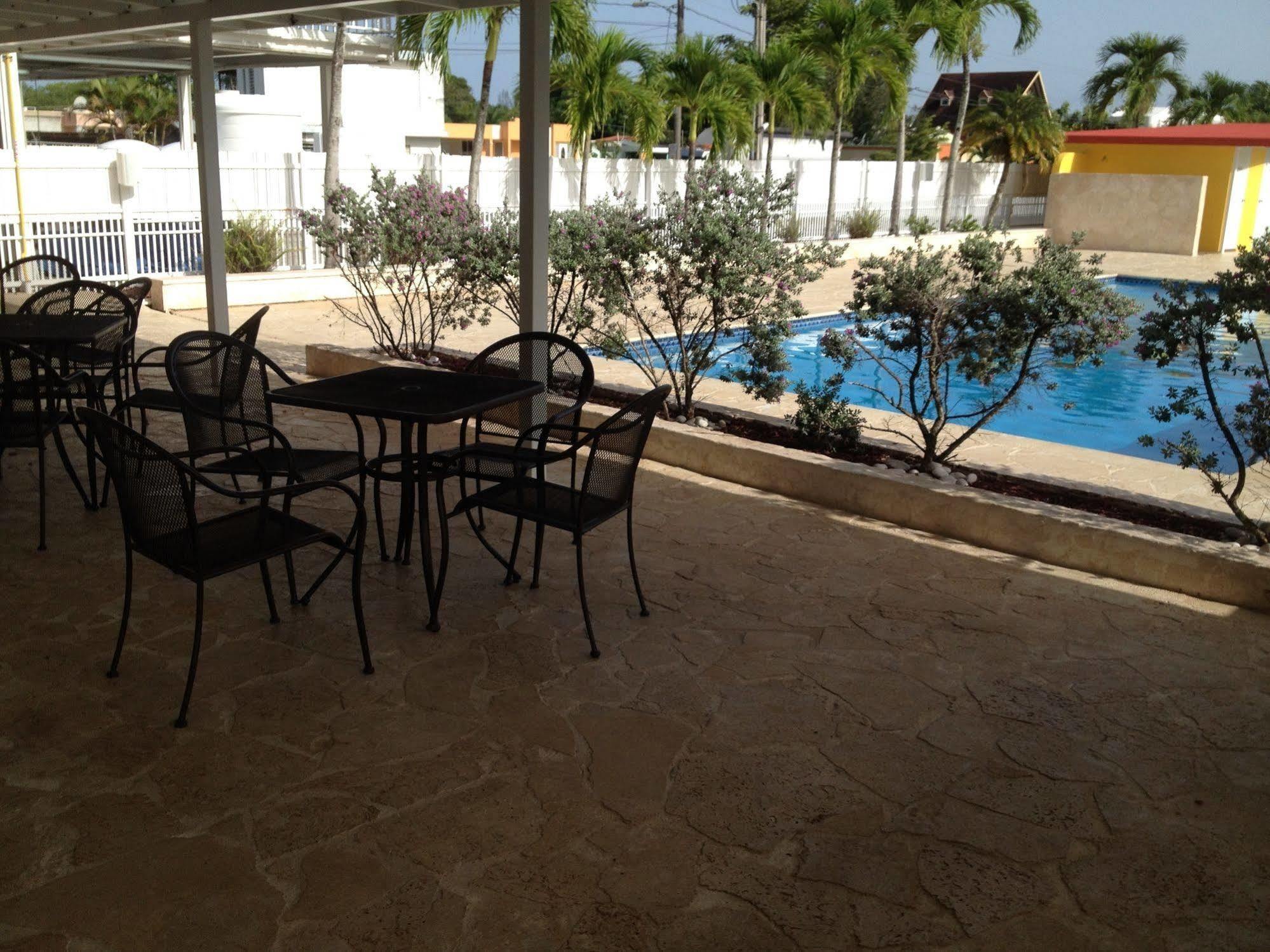 Arecibo Inn ภายนอก รูปภาพ