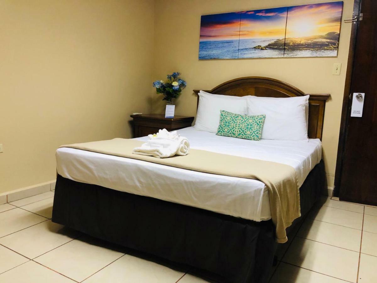 Arecibo Inn ภายนอก รูปภาพ